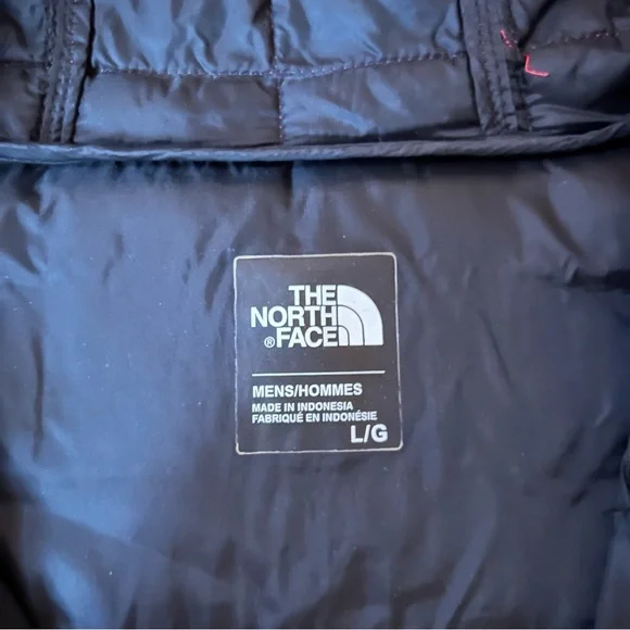 THE NORTH FACE Red Black Killowatt ThermoBall Jacket - Large - Picture 8 of 9